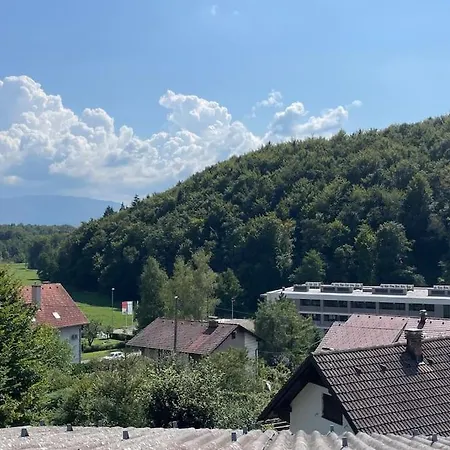 Family House Simba Semesterbostad Šmarješke Toplice