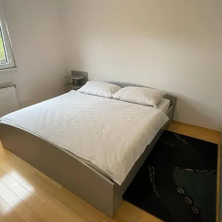 Family House Simba Semesterbostad