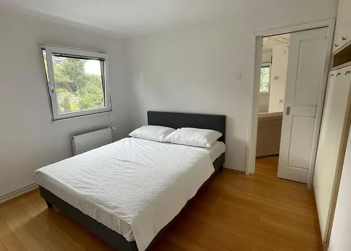 Family House Simba 度假居 *